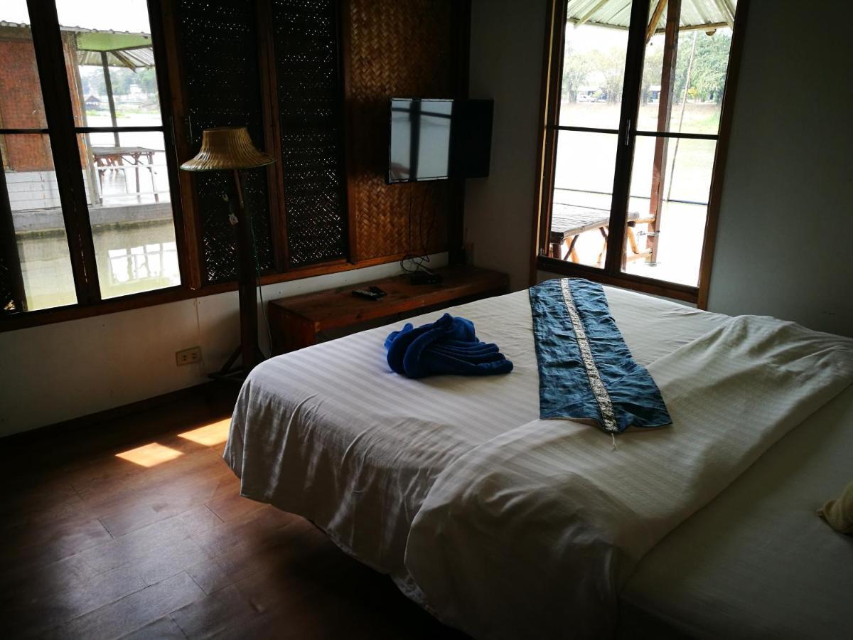 River Marina Resort Uthai Thani Buitenkant foto